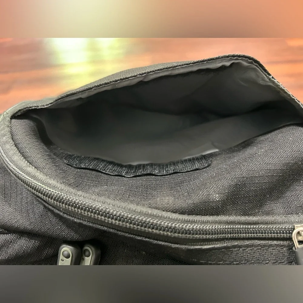 Samsonite‎ 2007 Classic 75202 Black Backpack Multiple Compartments